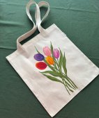 Sacosa pictata manual    Buchet de lalele